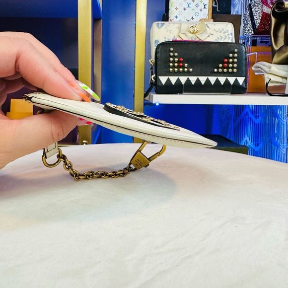 Gucci Rare GG Micro Purse Key Pouch Cream Leather Half Moon - Picture 5 of 14